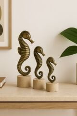 Dekoratif 3'lü pirinç denizatı figürü seti traverten tabanlı biblo takımı