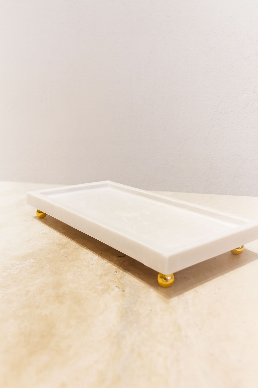 Beyaz mermer Gold top ayak sunumluk
