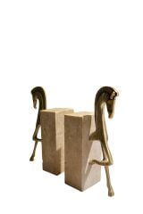 Traverten taş ve pirinç at figürlü kitap tutucu