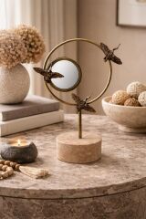 Uçan Kuşlar Dekoratif Aynalı Masa Objesi – Traverten Tabanlı Pirinç Dekor