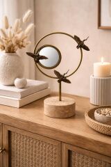 Uçan Kuşlar Dekoratif Aynalı Masa Objesi – Traverten Tabanlı Pirinç Dekor