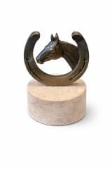 At Figürlü Nal Dekor – Mermer Tabanlı Premium Biblo