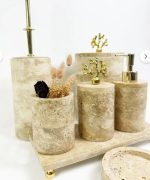 Traverten Banyo Seti 7li Gold Mercan Objeli Standlı - Görsel 3