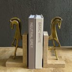 Traverten Kitap Tutucu Truva Atlı